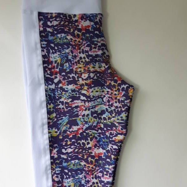 Legging Colorida com Lateral cor Lisa - Calça Nina 1804